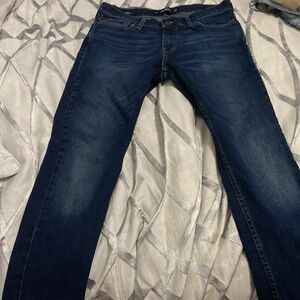 men blue jeans